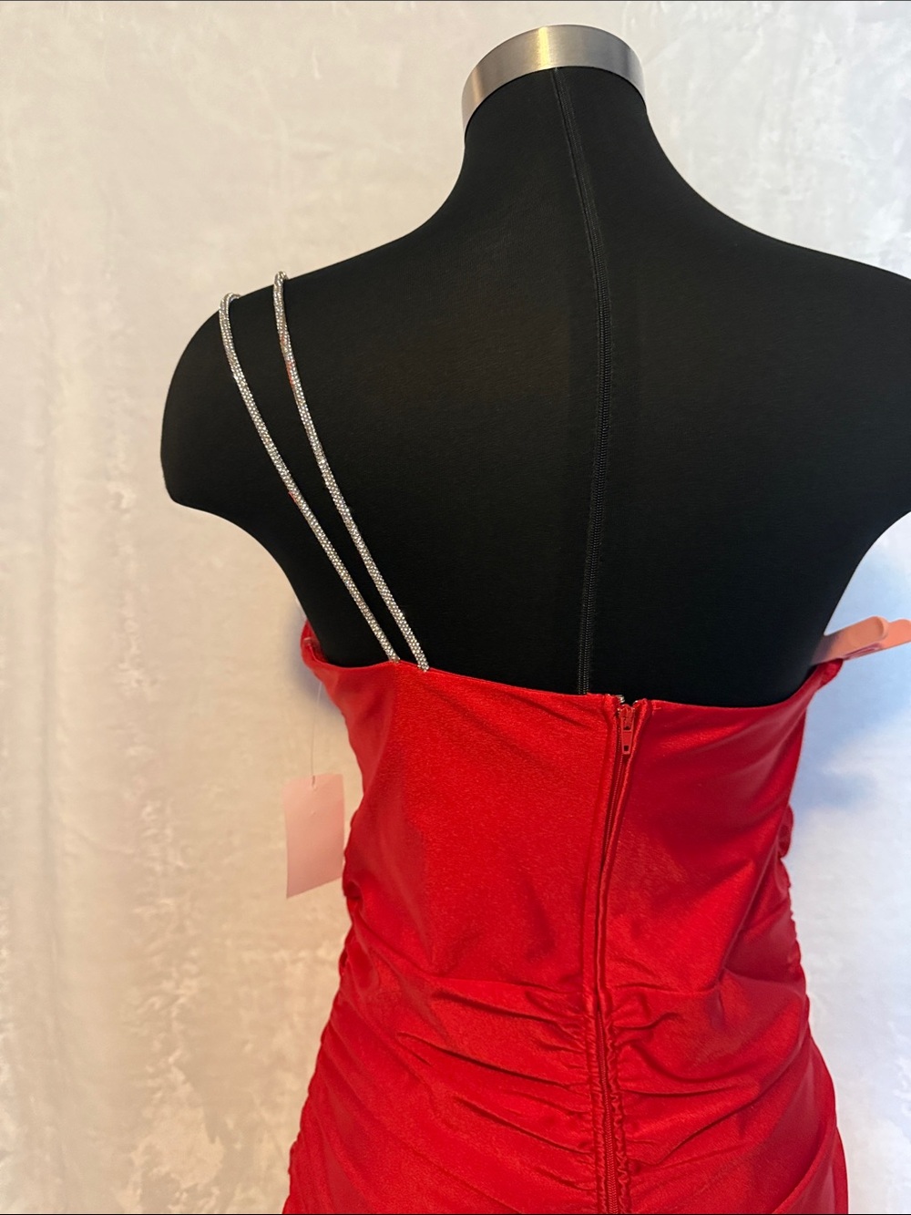 Red One-Shoulder Ruched Mini Dress - Brand: - Picture 3 of 4